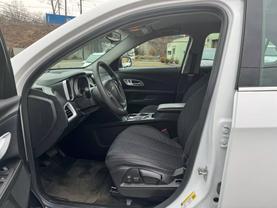 2017 CHEVROLET EQUINOX SUV WHITE AUTOMATIC - Auto Spot