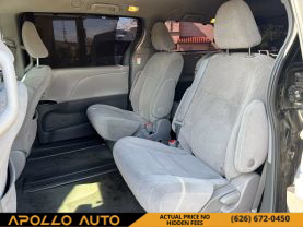 2018 TOYOTA SIENNA VAN V6, 3.5 LITER LE MINIVAN 4D
