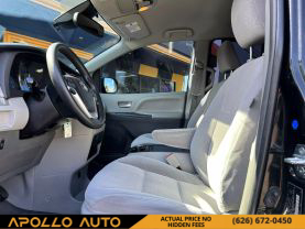 2018 TOYOTA SIENNA VAN V6, 3.5 LITER LE MINIVAN 4D