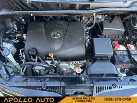 2018 TOYOTA SIENNA VAN V6, 3.5 LITER LE MINIVAN 4D