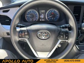 2018 TOYOTA SIENNA VAN V6, 3.5 LITER LE MINIVAN 4D