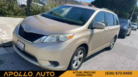 2011 TOYOTA SIENNA VAN V6, 3.5 LITER LE MINIVAN 4D