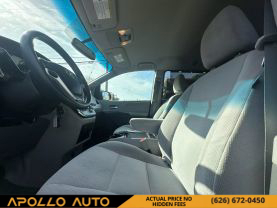2015 TOYOTA SIENNA VAN V6, 3.5 LITER LE MINIVAN 4D