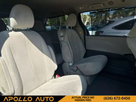 2011 TOYOTA SIENNA VAN V6, 3.5 LITER LE MINIVAN 4D