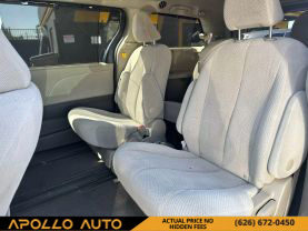 2011 TOYOTA SIENNA VAN V6, 3.5 LITER LE MINIVAN 4D