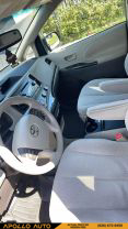 2011 TOYOTA SIENNA VAN V6, 3.5 LITER LE MINIVAN 4D