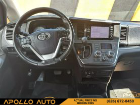 2018 TOYOTA SIENNA VAN V6, 3.5 LITER SE MINIVAN 4D