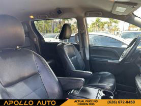 2018 TOYOTA SIENNA VAN V6, 3.5 LITER SE MINIVAN 4D