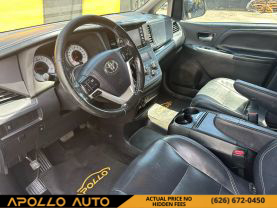 2018 TOYOTA SIENNA VAN V6, 3.5 LITER SE MINIVAN 4D