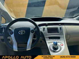 2014 TOYOTA PRIUS HATCHBACK 4-CYL, HYBRID, 1.8 LITER THREE HATCHBACK 4D