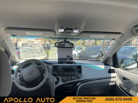 2011 TOYOTA SIENNA VAN V6, 3.5 LITER LE MINIVAN 4D