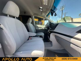 2011 TOYOTA SIENNA VAN V6, 3.5 LITER LE MINIVAN 4D