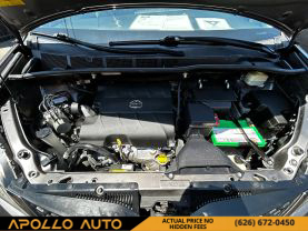 2016 TOYOTA SIENNA VAN V6, 3.5 LITER SE MINIVAN 4D