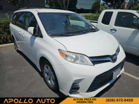 2018 TOYOTA SIENNA VAN V6, 3.5 LITER LE MINIVAN 4D
