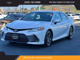 2023 TOYOTA CAMRY SEDAN 4-CYL, 2.5 LITER XLE SEDAN 4D - The Auto Lot