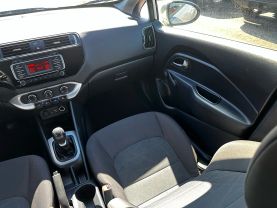 2016 KIA RIO