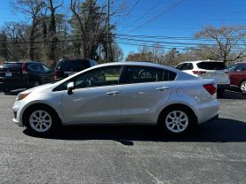 2016 KIA RIO