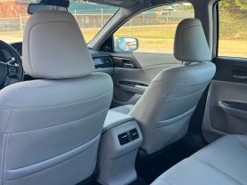 2017 Honda Accord - Image 17