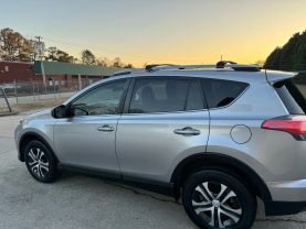 2018 Toyota Rav4 - Image 7