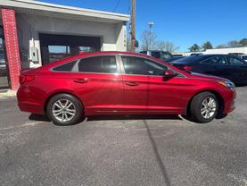 Used 2015 HYUNDAI SONATA SEDAN 4-CYL, PZEV, 2.4 LITER SE SEDAN 4D - LA Auto Star located in Virginia Beach, VA