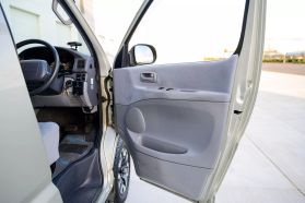 1998 TOYOTA HIACE REGIUS VAN 5L  