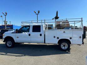 2015 FORD F350 SUPER DUTY CREW CAB PICKUP V8, TURBO DIESEL, 6.7L XL PICKUP 4D 8 FT