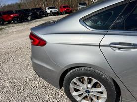 2020 FORD FUSION SEDAN 4-CYL, ECOBOOST, TURBO, 1.5 LITER SE SEDAN 4D at T&T Repairables - used car dealership in Spencer, Indiana.