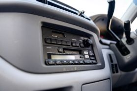 1998 TOYOTA HIACE REGIUS VAN 5L  