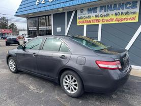 2011 Toyota Camry - Image 4