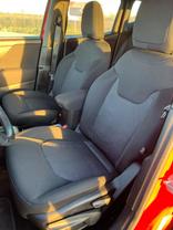 2017 JEEP RENEGADE SUV 4-CYL, MULTIAIR, 2.4L LATITUDE SPORT UTILITY 4D