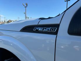 2015 FORD F350 SUPER DUTY CREW CAB PICKUP V8, TURBO DIESEL, 6.7L XL PICKUP 4D 8 FT