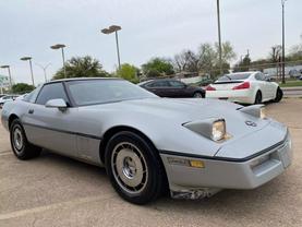 1986 CHEVROLET CORVETTE COUPE - 2D COUPE