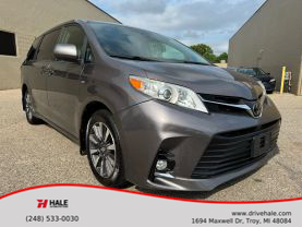 2019 TOYOTA SIENNA VAN V6, 3.5 LITER LE MINIVAN 4D