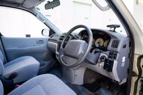 1998 TOYOTA HIACE REGIUS VAN 5L  