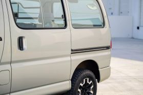 1998 TOYOTA HIACE REGIUS VAN 5L  