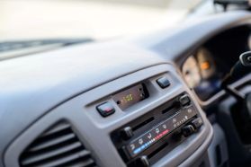 1998 TOYOTA HIACE REGIUS VAN 5L  