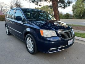 2014 CHRYSLER TOWN & COUNTRY