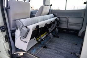 1998 TOYOTA HIACE REGIUS VAN 5L  