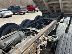 1999 MACK RB6885 DUMP DUMP TRUCK 400E7 QUAD AXLE at T&T Repairables - used car dealership in Spencer, Indiana.