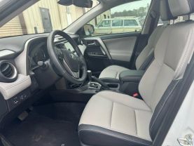 2018 Toyota Rav4 - Image 14
