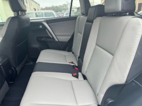 2018 Toyota Rav4 - Image 16