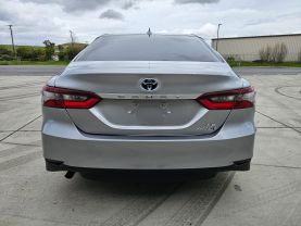 2022 TOYOTA CAMRY HYBRID SEDAN 4-CYL, HYBRID, 2.5 LITER LE SEDAN 4D