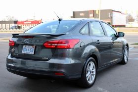 2017 FORD FOCUS SEDAN 4-CYL, FLEX FUEL, 2.0L SE SEDAN 4D
