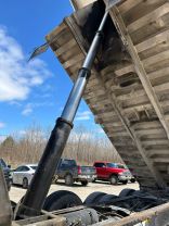 1999 MACK RB6885 DUMP DUMP TRUCK 400E7 QUAD AXLE at T&T Repairables - used car dealership in Spencer, Indiana.