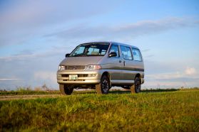 1998 TOYOTA HIACE REGIUS VAN 5L  