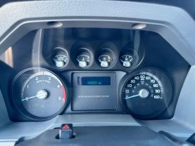 2015 FORD F350 SUPER DUTY CREW CAB PICKUP V8, TURBO DIESEL, 6.7L XL PICKUP 4D 8 FT