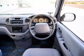 1998 TOYOTA HIACE REGIUS VAN 5L  