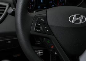 2016 HYUNDAI VELOSTER COUPE 4-CYL, TURBO, 1.6 LITER TURBO COUPE 3D