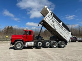 1999 MACK RB6885 DUMP DUMP TRUCK 400E7 QUAD AXLE at T&T Repairables - used car dealership in Spencer, Indiana.