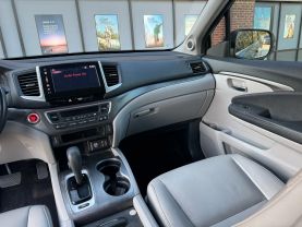 2017 Honda Pilot - Image 15